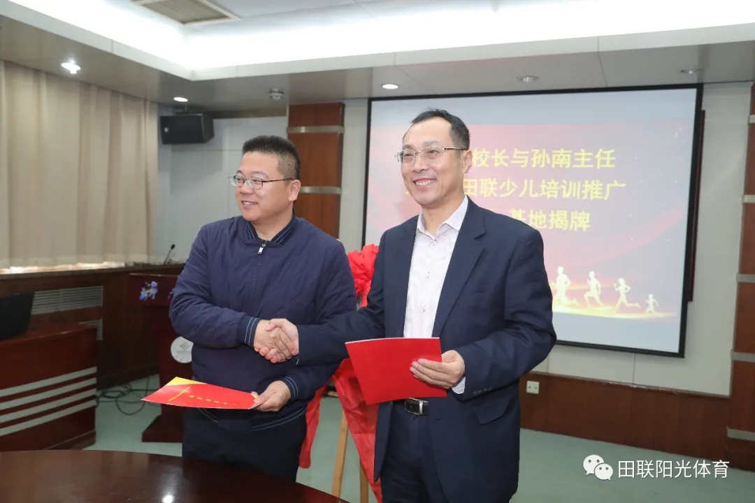 1635385885115652.jpg 3.webp.jpg